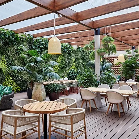 Hotel Radisson Blu 1882 Hotel, Sagrada Familia 4*