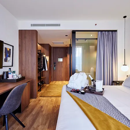 Radisson Blu 1882 Hotel, Sagrada Familia Hotel 4*