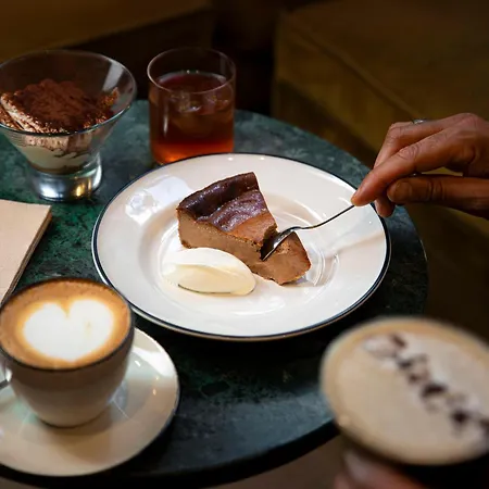 Radisson Blu 1882 Hotel, Sagrada Familia