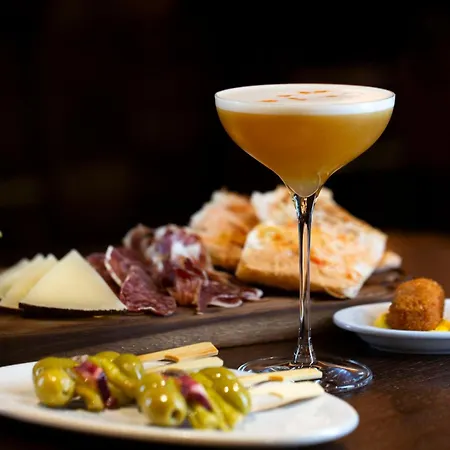 Radisson Blu 1882 Hotel, Sagrada Familia ホテル バルセロナ