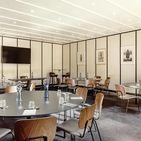 Radisson Blu 1882 Hotel, Sagrada Familia 4*