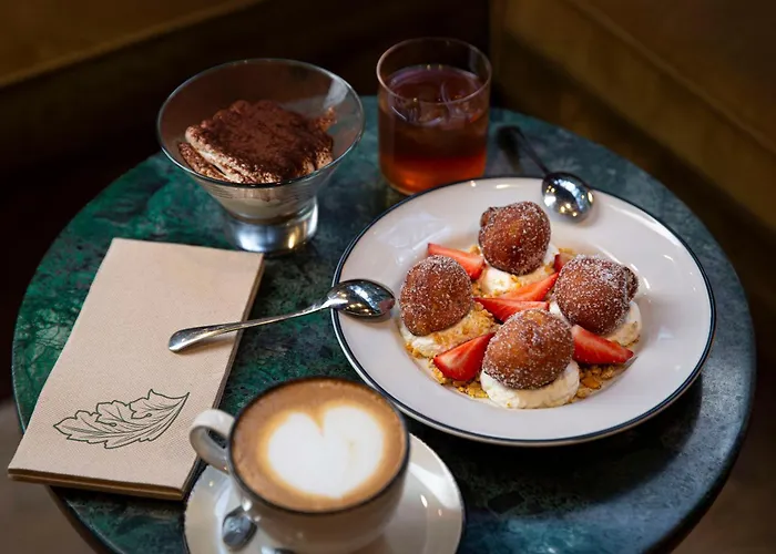 Ξενοδοχείο Radisson Blu 1882 Hotel, Sagrada Familia 4*